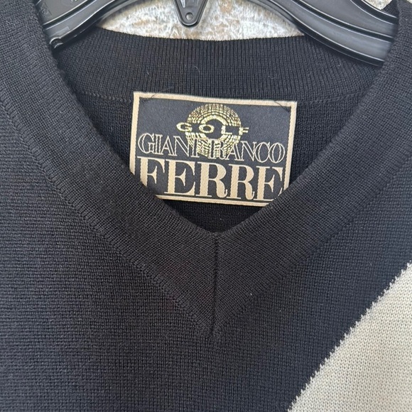 Gianfranco Ferre Black Cream Knit Golf Vest Sweater - Picture 2 of 11